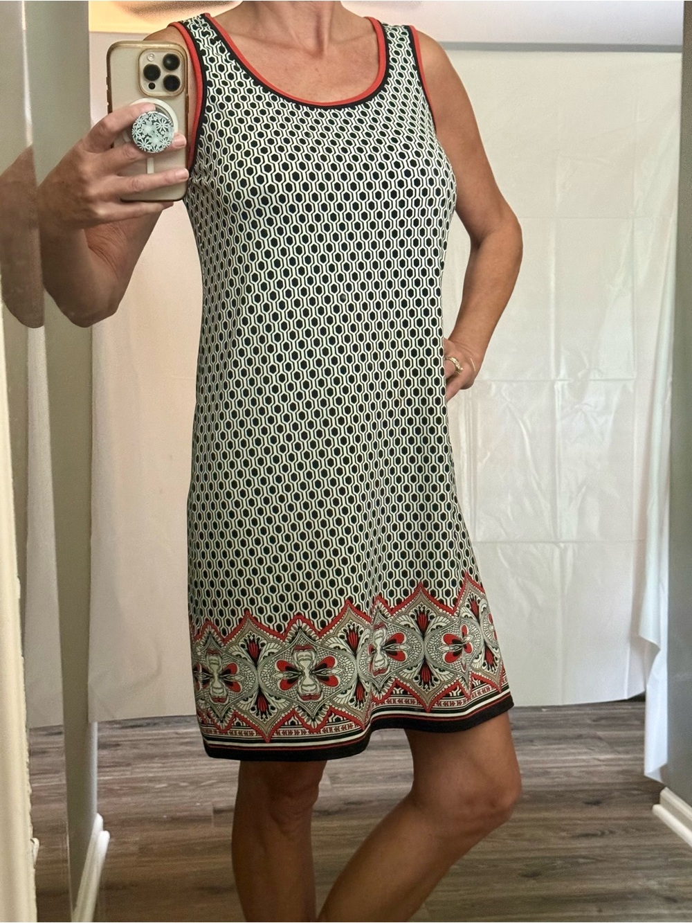 Max Studio Womens Small Sleeveless Shift Dress Geometric Print Racerback S